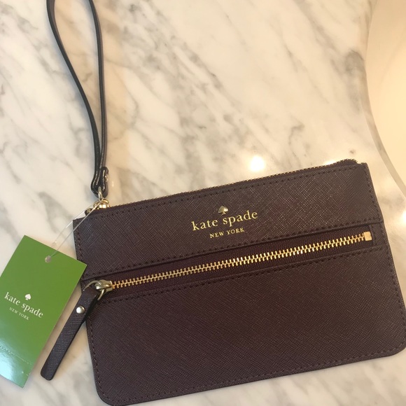 kate spade Handbags - Kate Spade Mika’s Pond Bee Wristlet